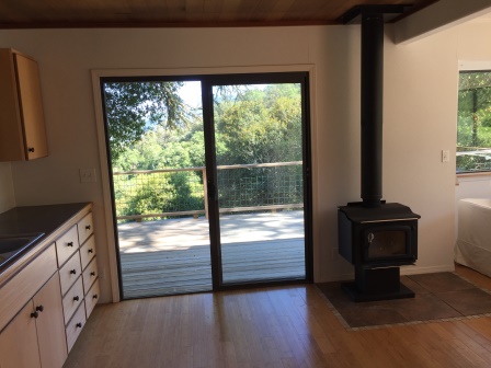 Kitchen door and stove 01